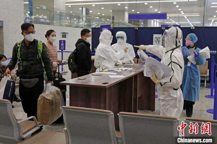 病毒出现变异！戴口罩能防住吗？疫苗还有效吗？