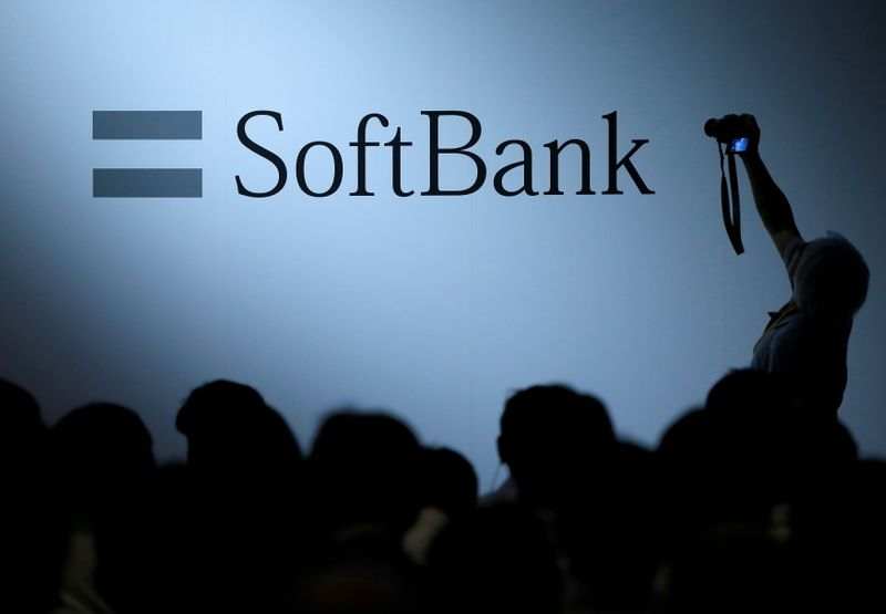 SoftBank's Shares Jump 7% on Buyout Debate Report