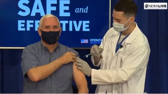 全球疫情最新消息！美国总统特朗普最新发推，又提到“China Virus”、彭斯接种新冠疫苗、美国一护士接种辉瑞疫苗后感到头晕，采访直播捕捉到她晕倒瞬间