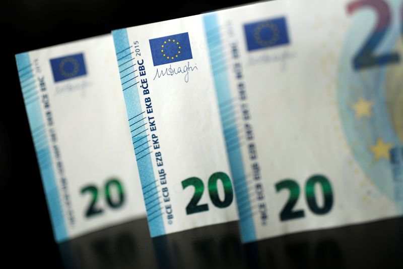 Money for Nothing - Portugal, Spain Borrow More, Pay Less