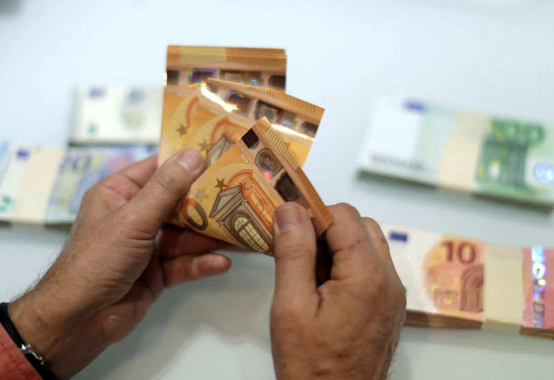 Đồng Euro giảm trong phiên Mỹ, trước cuộc họp của ECB