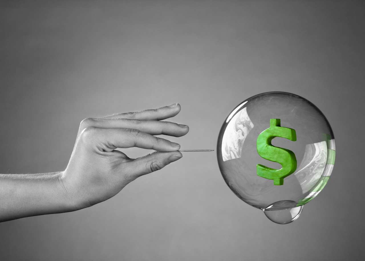 David Rosenberg: Cổ phiếu và bitcoin là những bong bóng thị trường lớn