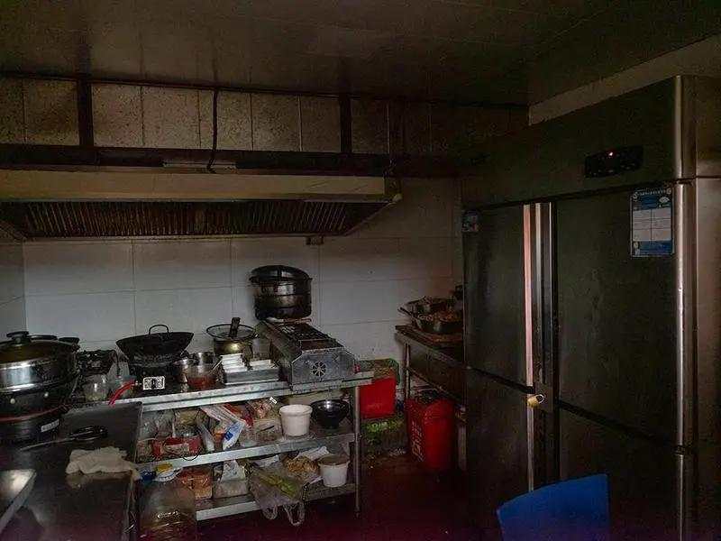 外卖系统里的“幽灵厨房”，藏着另一个世界