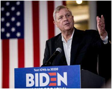 拜登与他的内阁大臣