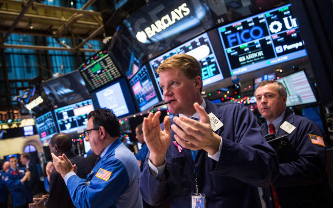 Phố Wall chờ đợi kết quả kinh doanh của 'big tech'. Nasdaq và S&P 500 tăng lên mức cao kỷ lục