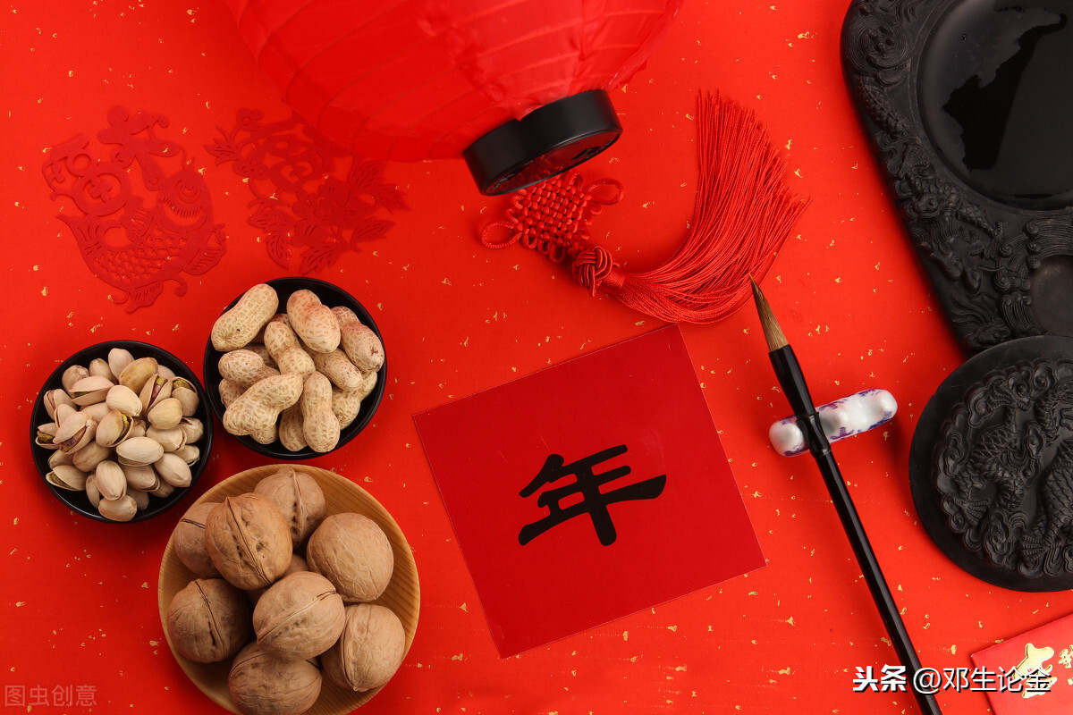 黄金进入巩底阶段，原油下降趋势线56压制
