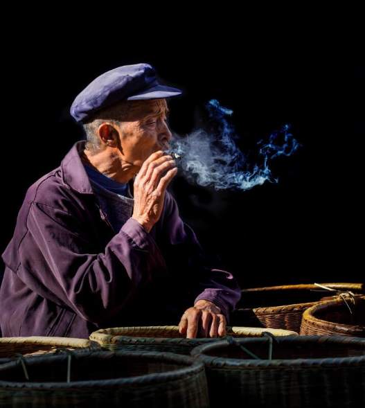 鲍威尔出席听证会，再次强调经济复苏还需要时间