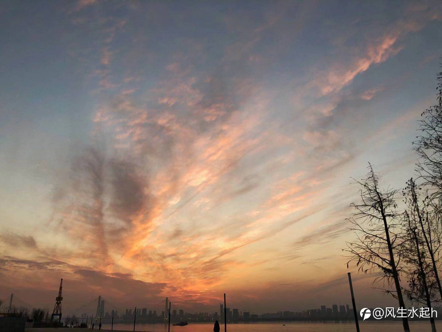新年好,2021年给自己打气:持续加油!