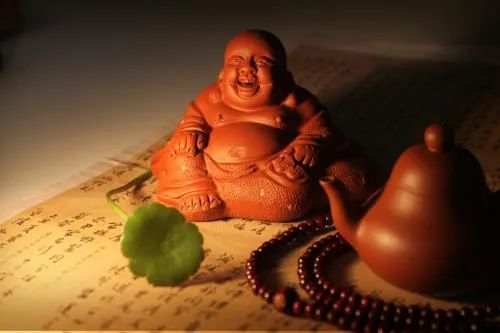 工欲善其事，（ ）