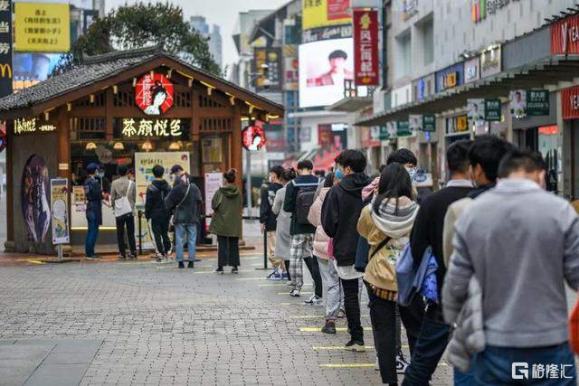 奈雪の茶上市：咖啡因的神话 还能撑起多少家上市公司？