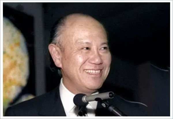 他是唯一的华人“华尔街金融之王” 一生传奇却几乎无人熟知