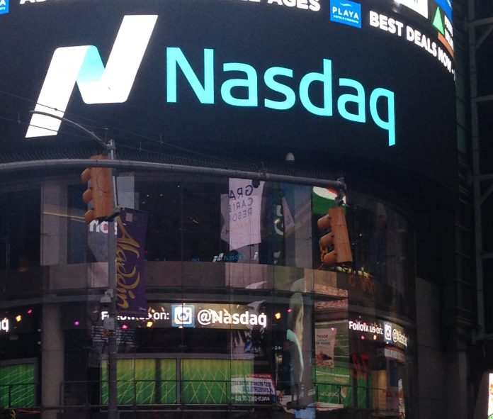 Bursa Wall Street Tertekan Anjloknya Saham Teknologi di Nasdaq