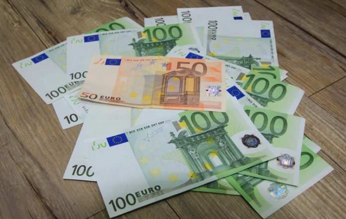 Forex Eropa EURUSD Berusaha Naik dari Terendah 4 Bulan