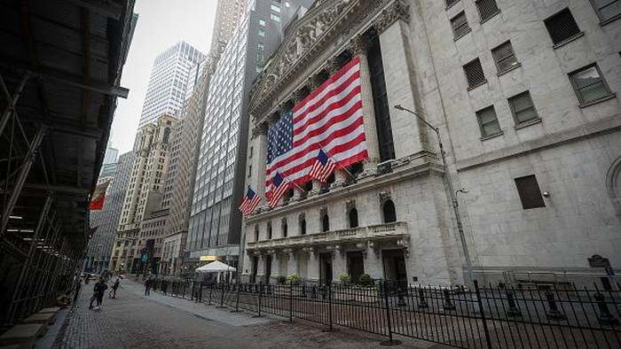 Laju Wall Street Diwarnai Saham Bank yang Berguguran