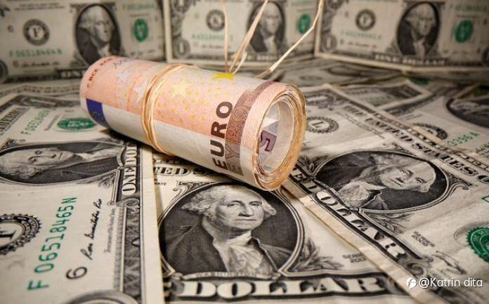 EUR/USD DI POSISI TERENDAH TAHUNAN, MENGARAH KE 1,1600
