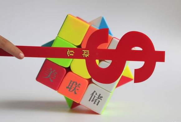 美联储影响力为什么那么广泛，背后到底是谁在掌控呢？