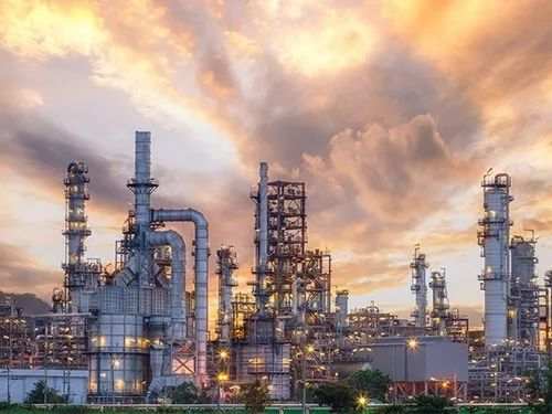 油价在OPEC+决定前趋稳