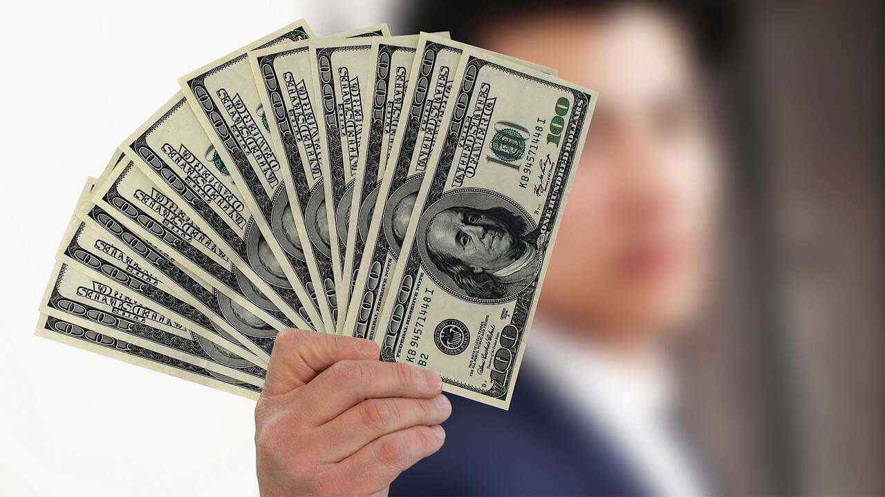 Lelang Surat Utang 30 Tahun Amerika Positif, Dolar Amerika Menguat Lagi