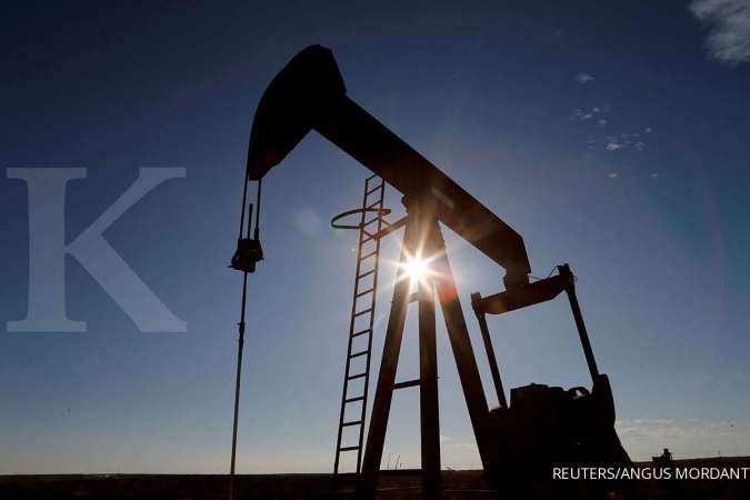 Harga minyak mentah menguat tipis jelang pertemuan OPEC+