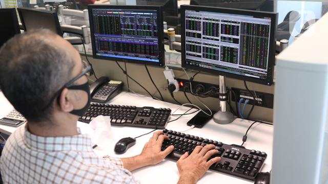 IHSG Merosot, Saham TAPG Meroket 24,44 Persen