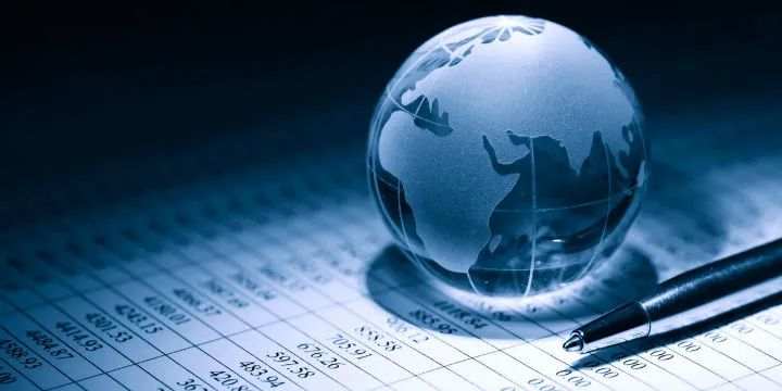 全球经济呈四大分化趋势，中国经济恢复仍存不平衡现象