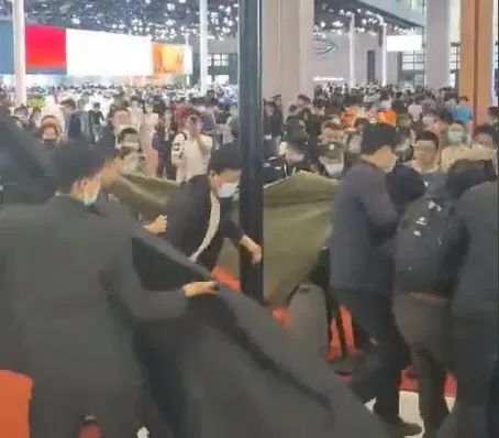 白酒券商猛砸盘！A股又跳水了，发生了什么？