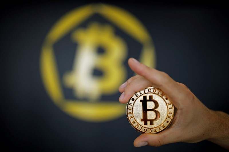Jelang IPO Coinbase, Bitcoin Kian Melonjak Usai Catat Rekor Baru
