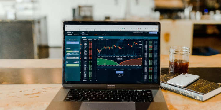 IHSG Tembus 6.300: Asing Catatkan Net Buy pada 5 Saham Blue Chip Ini