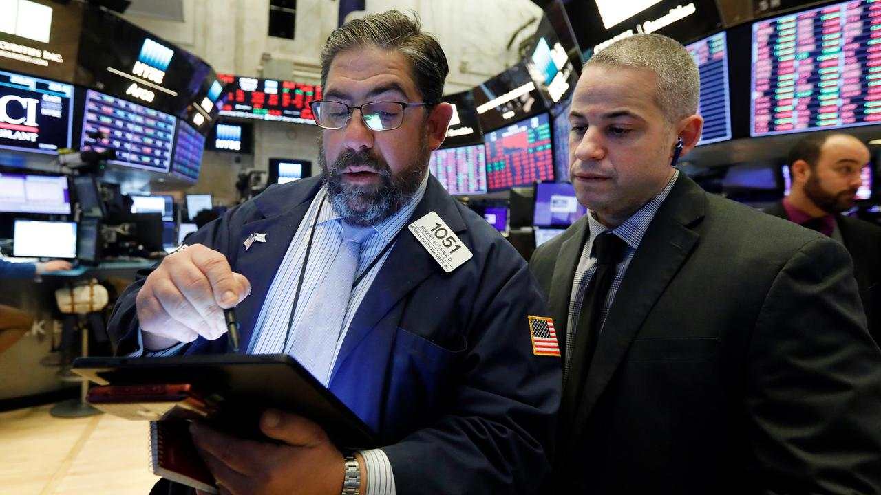 Wall Street Beragam, Indeks Dow Jones Cetak Rekor Berkat Laporan Keuangan