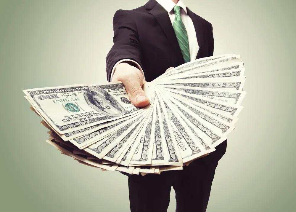 MEX大通金融招贤纳士，迪拜「高新传说」近在咫尺，优厚薪资福利，全「酋」只此一家！