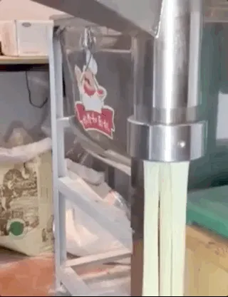 用了二十年，辣条书写了一个励志故事