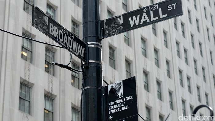 Investor Was-was Kenaikan Pajak Perusahaan, Bursa AS Lesu