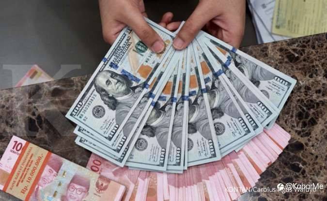 Perkasa, rupiah bertengger di Rp 14.200 per dolar AS pada tengah hari ini