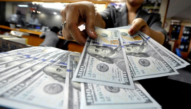 The Fed Tidak Naikkan Suku Bunga, Dolar AS Melemah