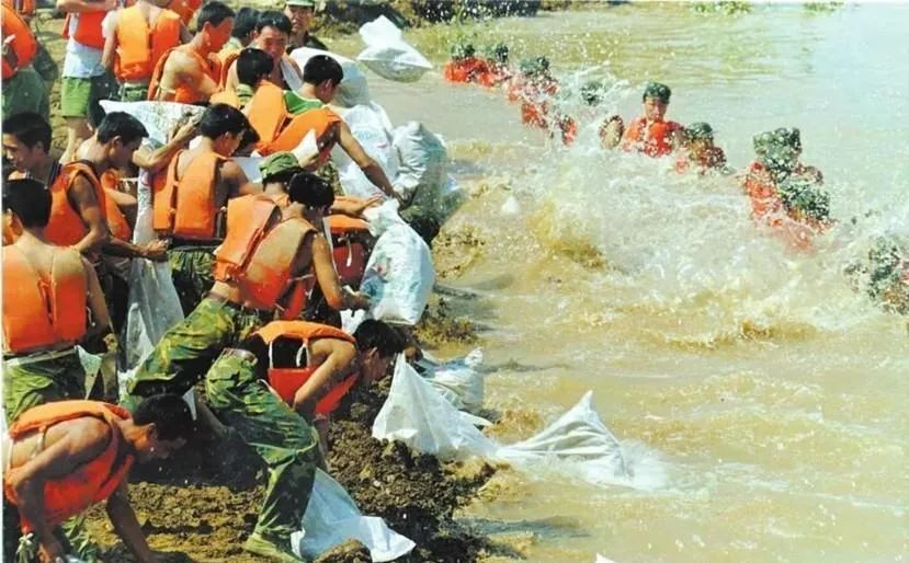 建党100周年：中国最美的一百个瞬间