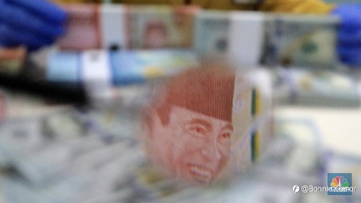 Pukul 13.00 WIB: Rupiah Belum Beranjak Dari Rp 14.525/US$