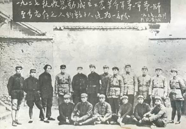 建党100周年：中国最美的一百个瞬间