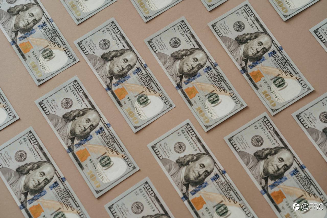为什么你总是干不过对冲基金机构交易员?|EBC全球交易者视角