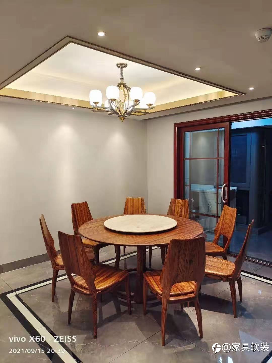 大乌金木艺术美学家具，给您一个舒适的家