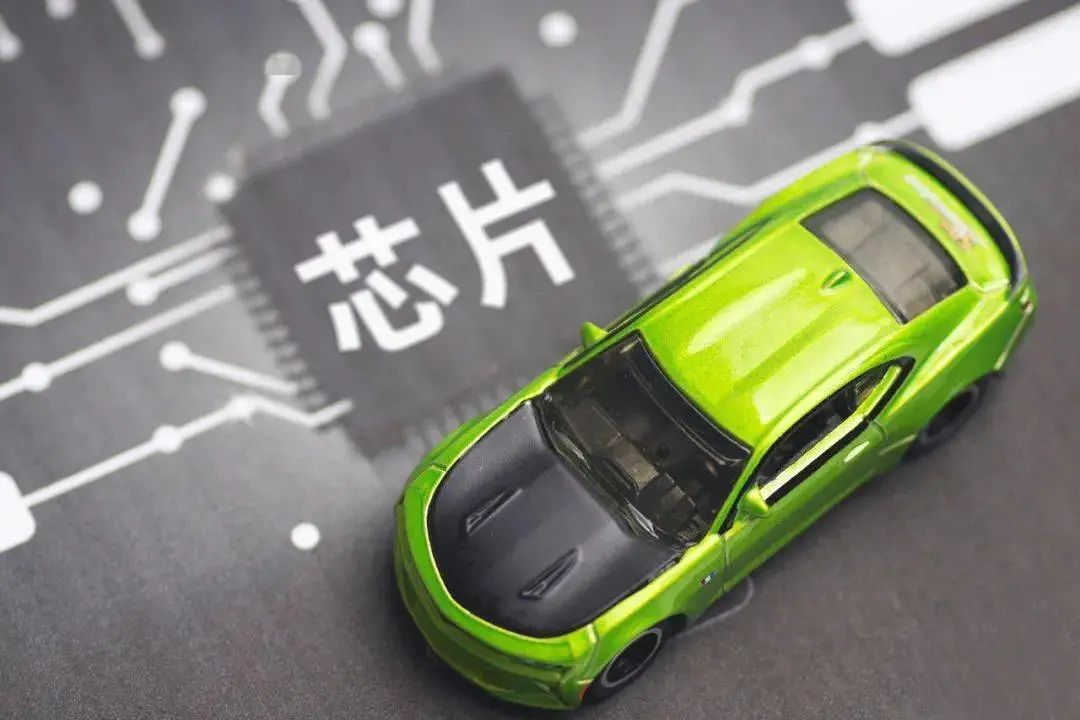 大众、福特：缺芯将持续很久！吉利、上汽8月销量受挫，新能源车表现亮眼
