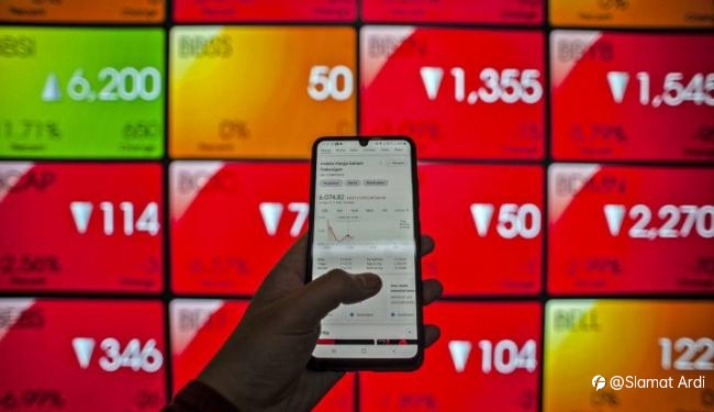 IHSG Parkir dengan Koreksi 0,06%, Sempat Terhempas ke Dasar Zona Merah