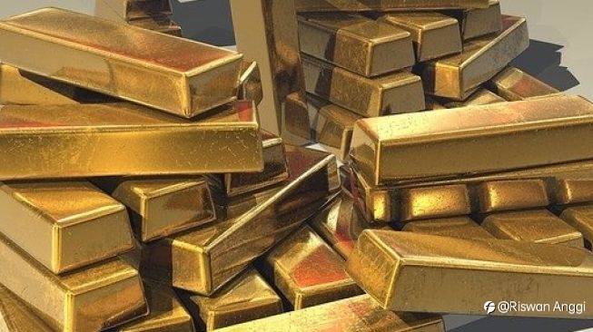 Harga Emas di Asia Menguat Doktrin Nilai Lindung, Dolar AS Melemah