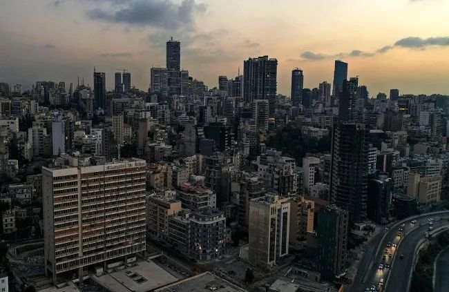 危机不断！越南上百万工人逃离工厂、黎巴嫩因燃料耗尽全国大停电，美元受避险需求提振上涨