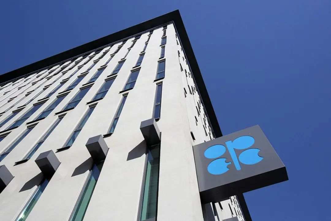 沙特和俄罗斯考虑停止增产,IEA敦促OPEC+缓解“人为供应紧张”!OPEC+会听吗?