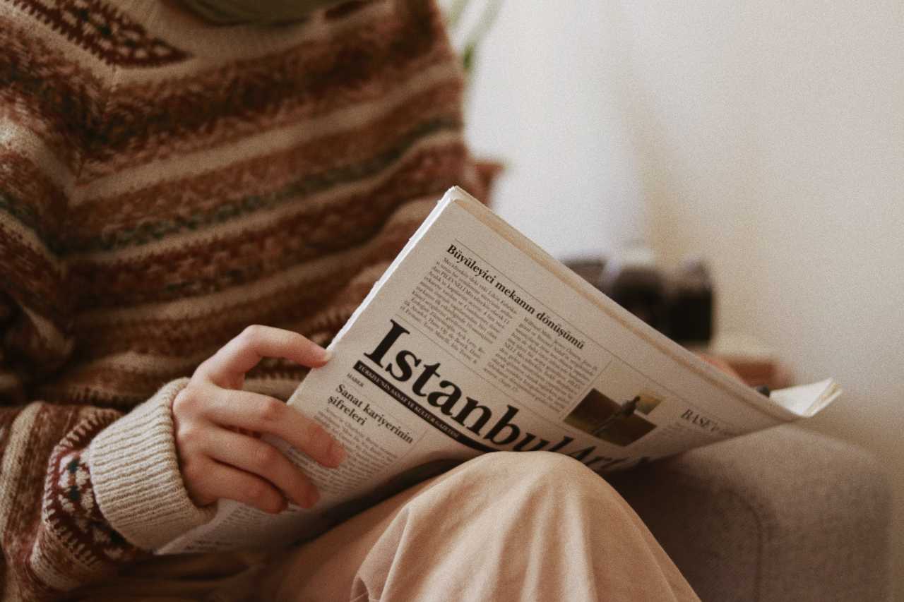 feed image