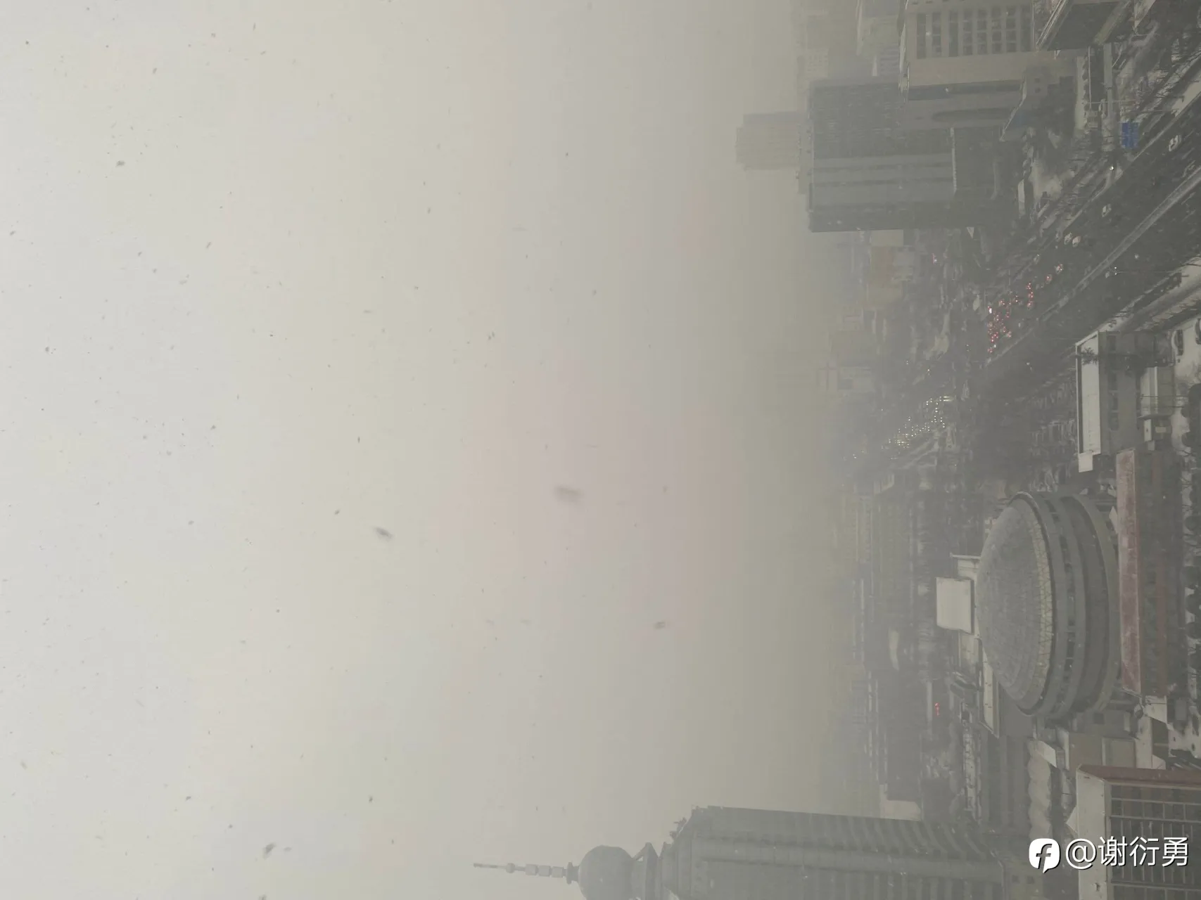雾霾过后 又是晴天