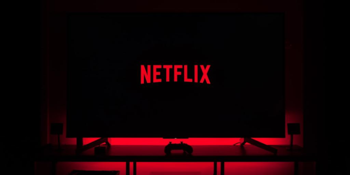 exness:Netflix公布第四季度财报,订阅增长放缓,股价下跌 20%