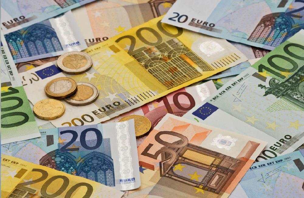 EUR/USD: Euro Masih Mencoba Naik Ditengah Tensi Geopolitik Yang Memanas - Forexsignal88.Com - Signal Forex Indonesia