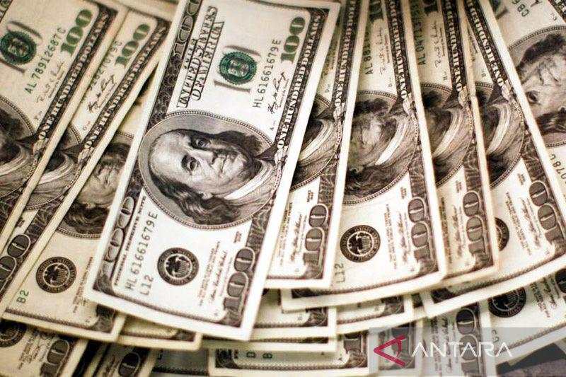 Dolar melonjak di Asia setelah Rusia melaporkan serangan dari Ukraina