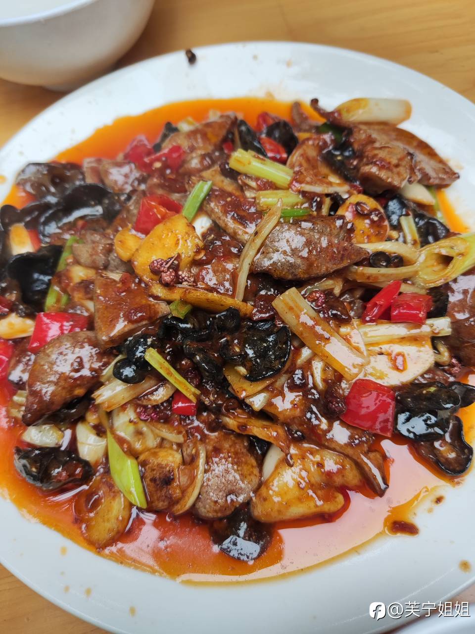 吃完继续搬砖